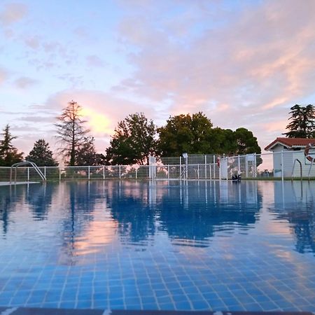 Albergue Zaragoza Camping Экстерьер фото